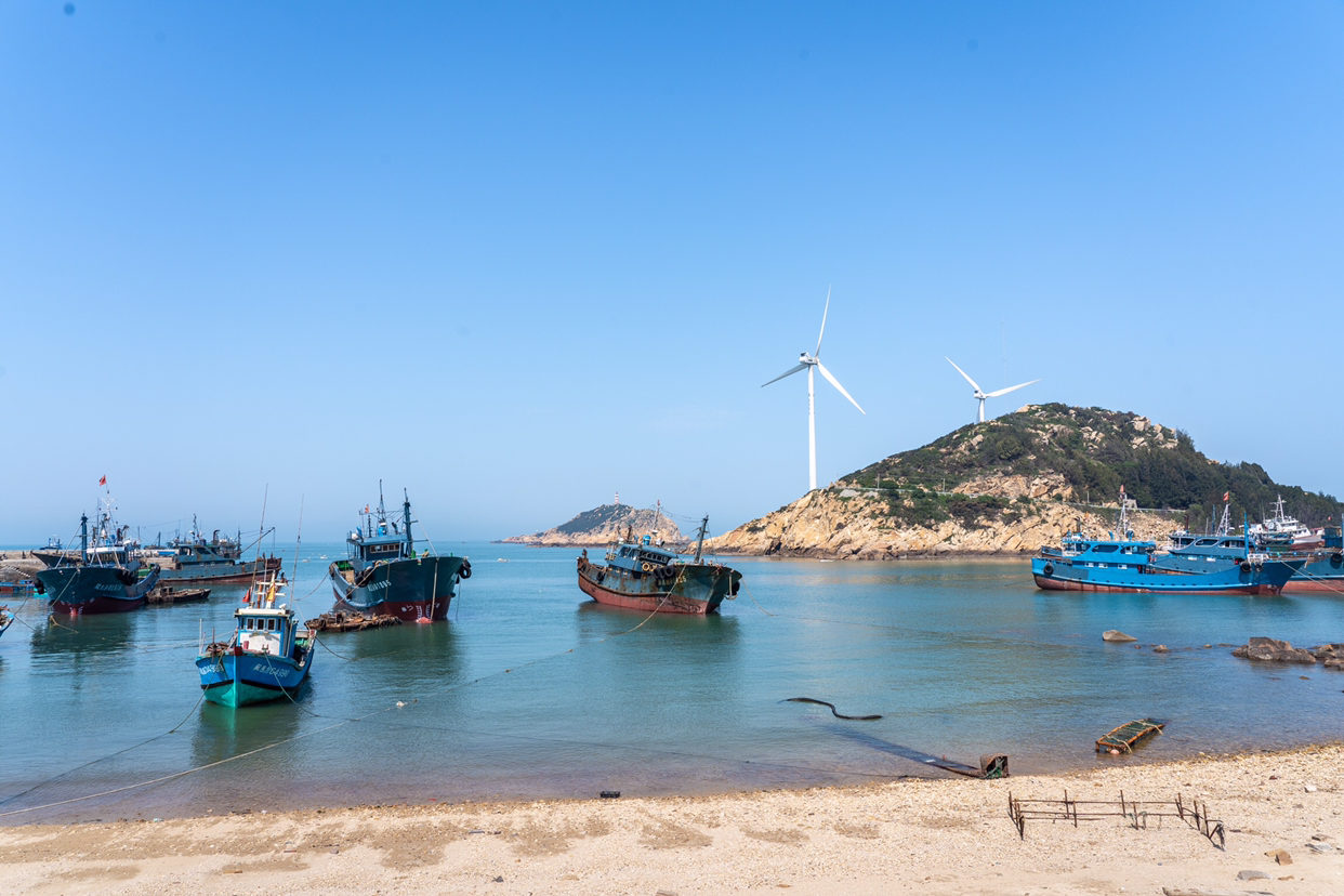 美丽的风车岛篇二,这个离厦门一百多公里的半岛,风光无限,听着游人