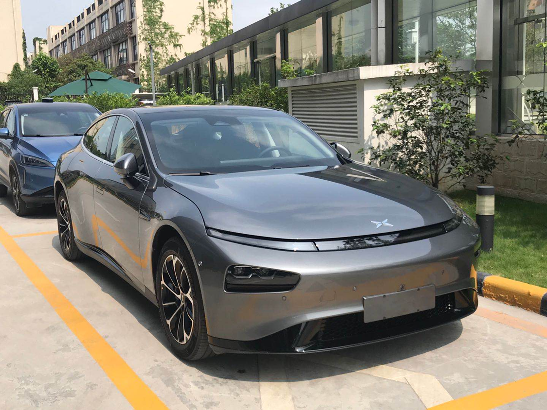 小鹏汽车鹏友圈