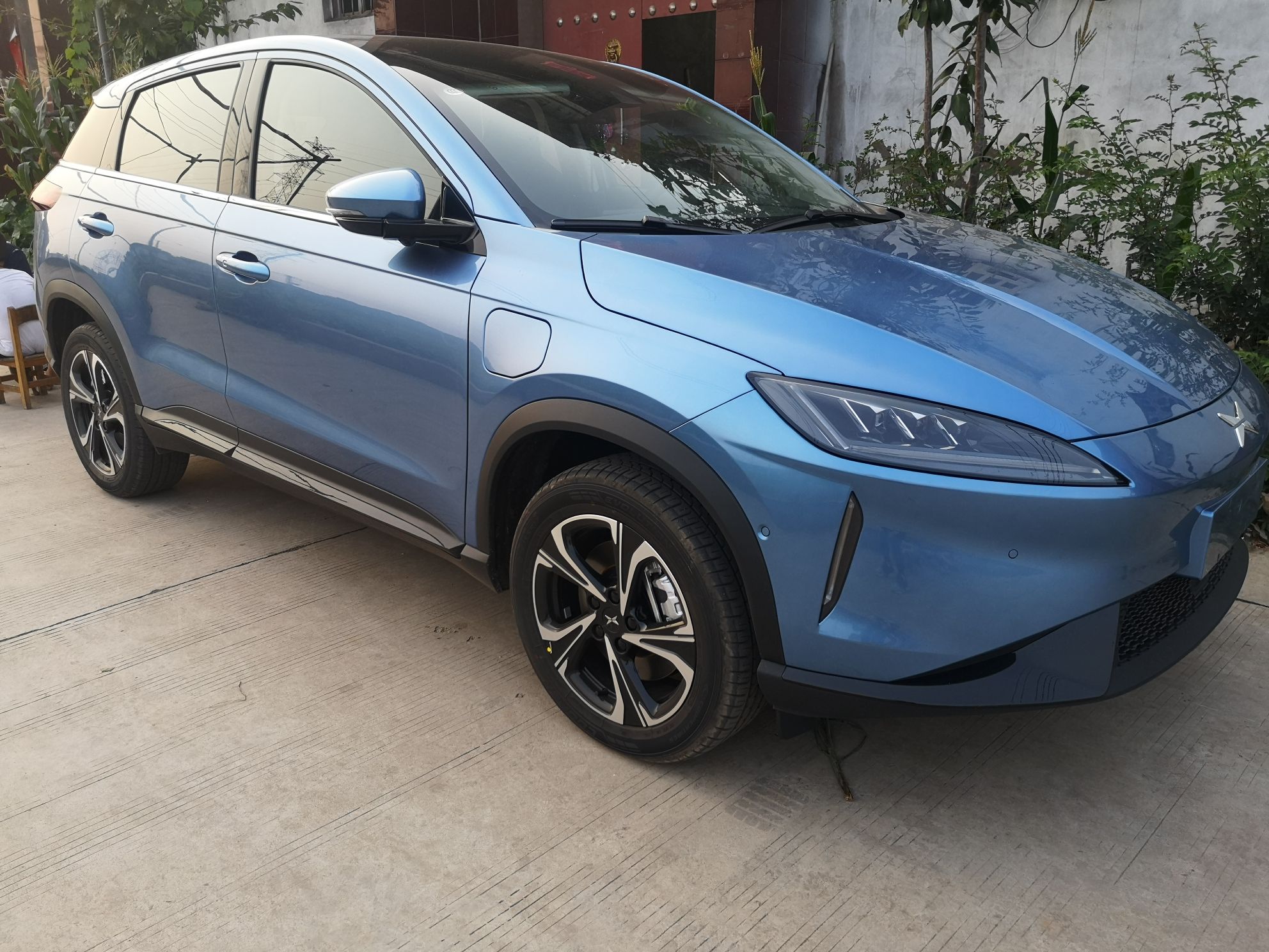 小鹏g3蓝色,昨天从