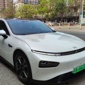 小鹏汽车鹏友圈
