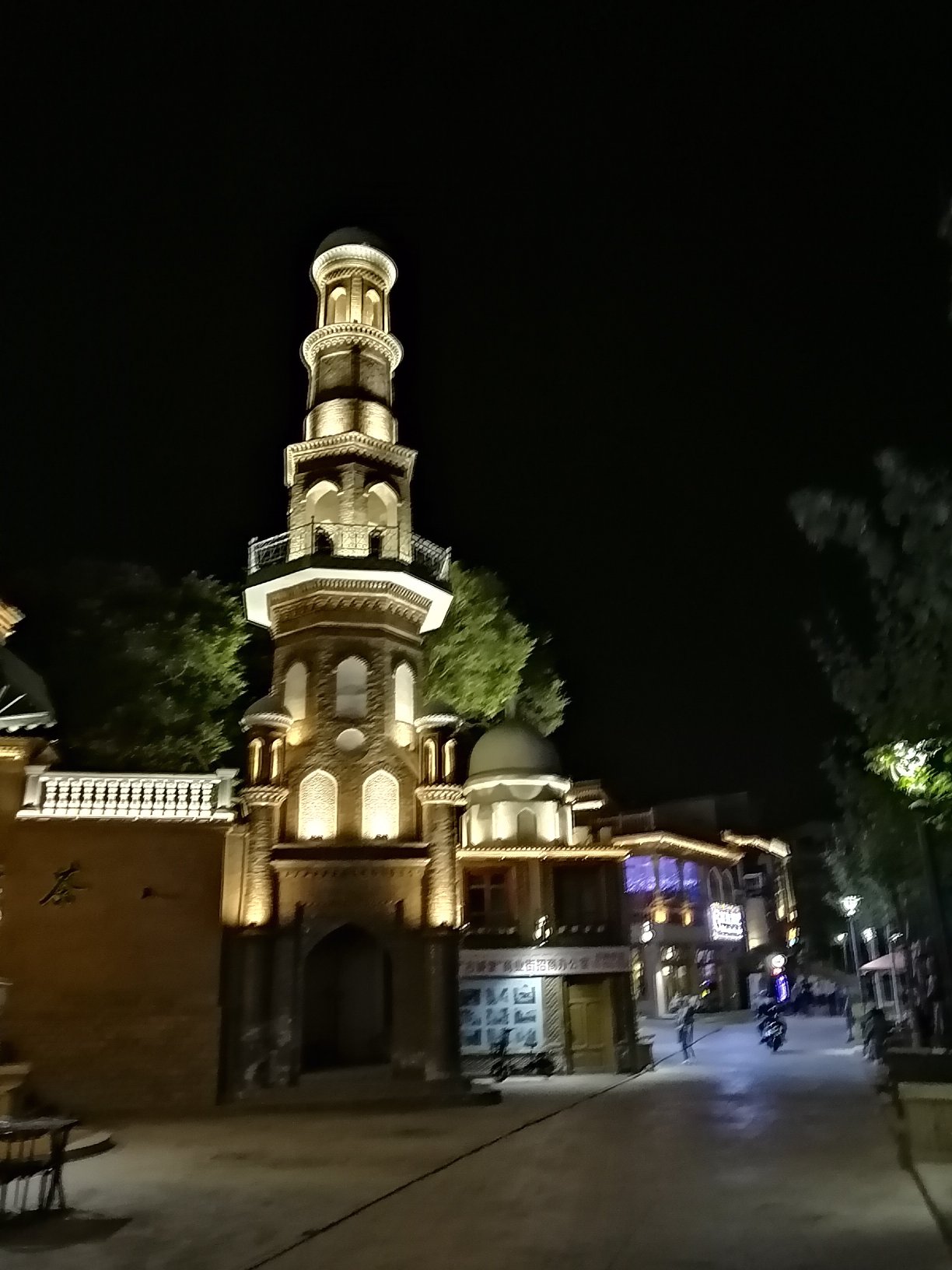 喀什老城夜景图片