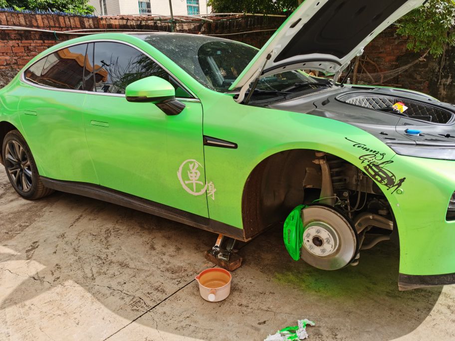 改色布雷博卡钳