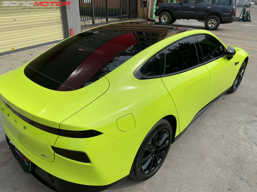 小鹏p7嫩芽绿改色施