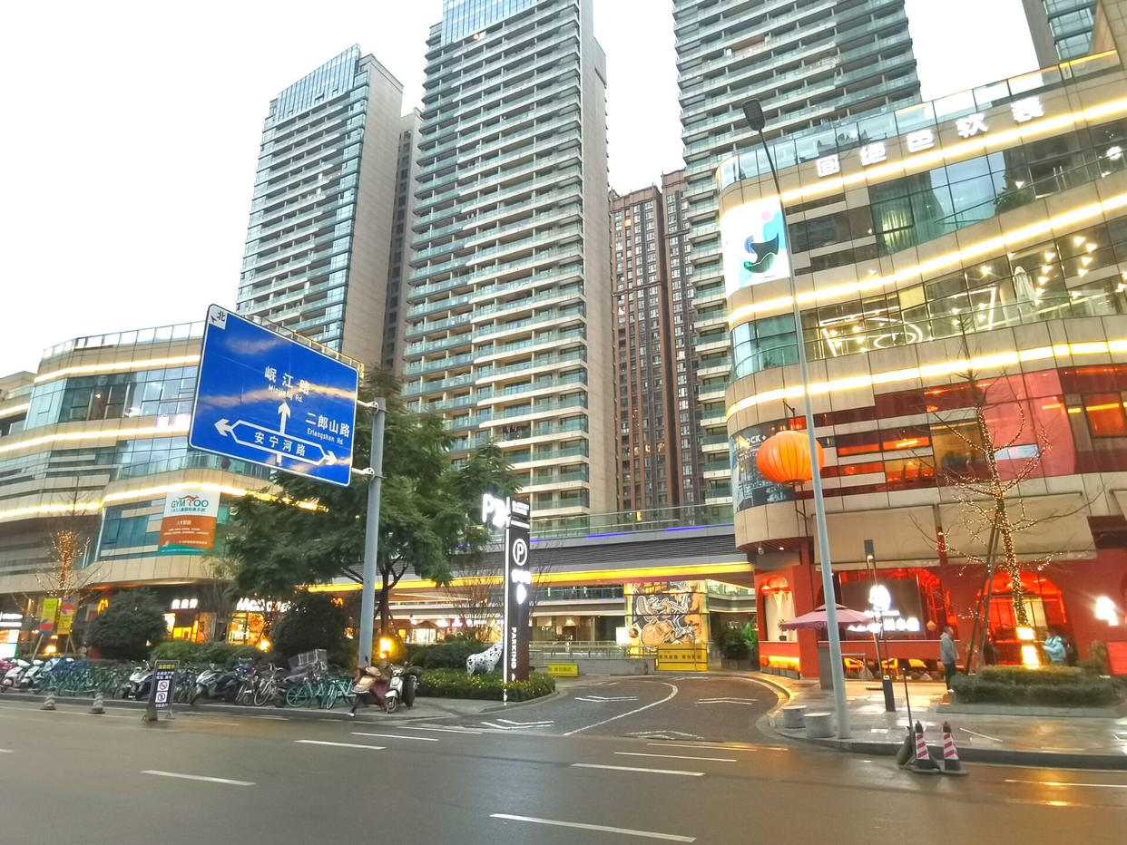 成都cosmo天廊小鹏超充站指南